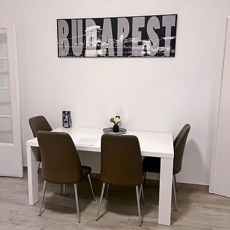 Boutique Family Apartment In The Heart Of City Budapest Kültér fotó