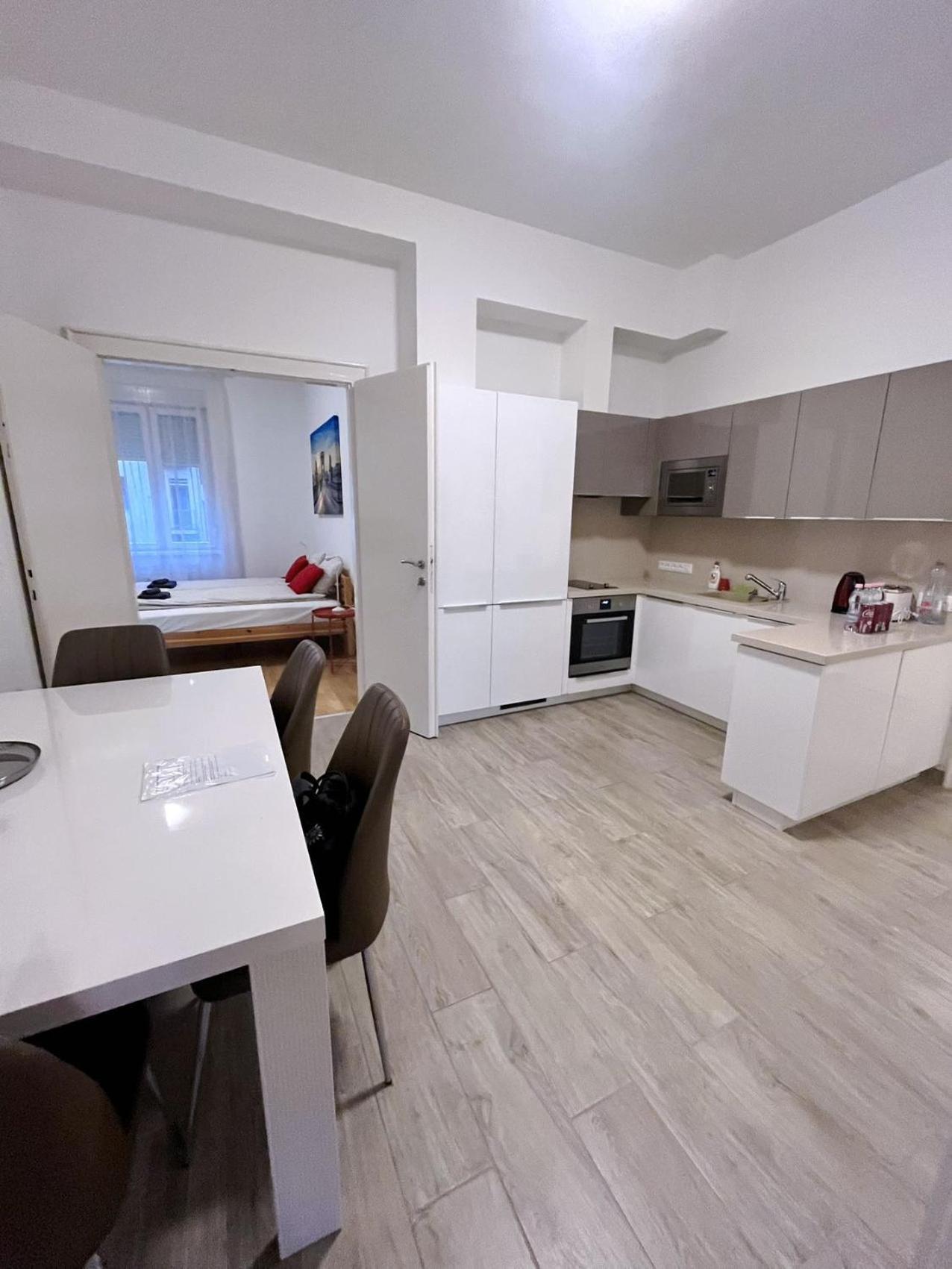 Boutique Family Apartment In The Heart Of City Budapest Kültér fotó