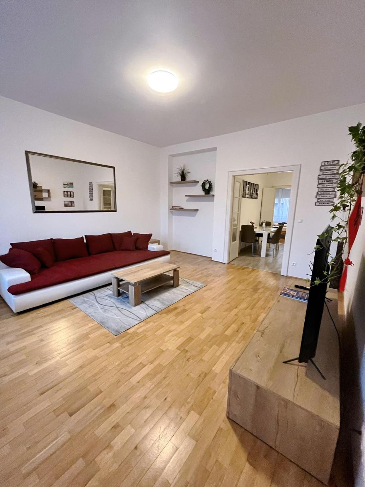 Boutique Family Apartment In The Heart Of City Budapest Kültér fotó