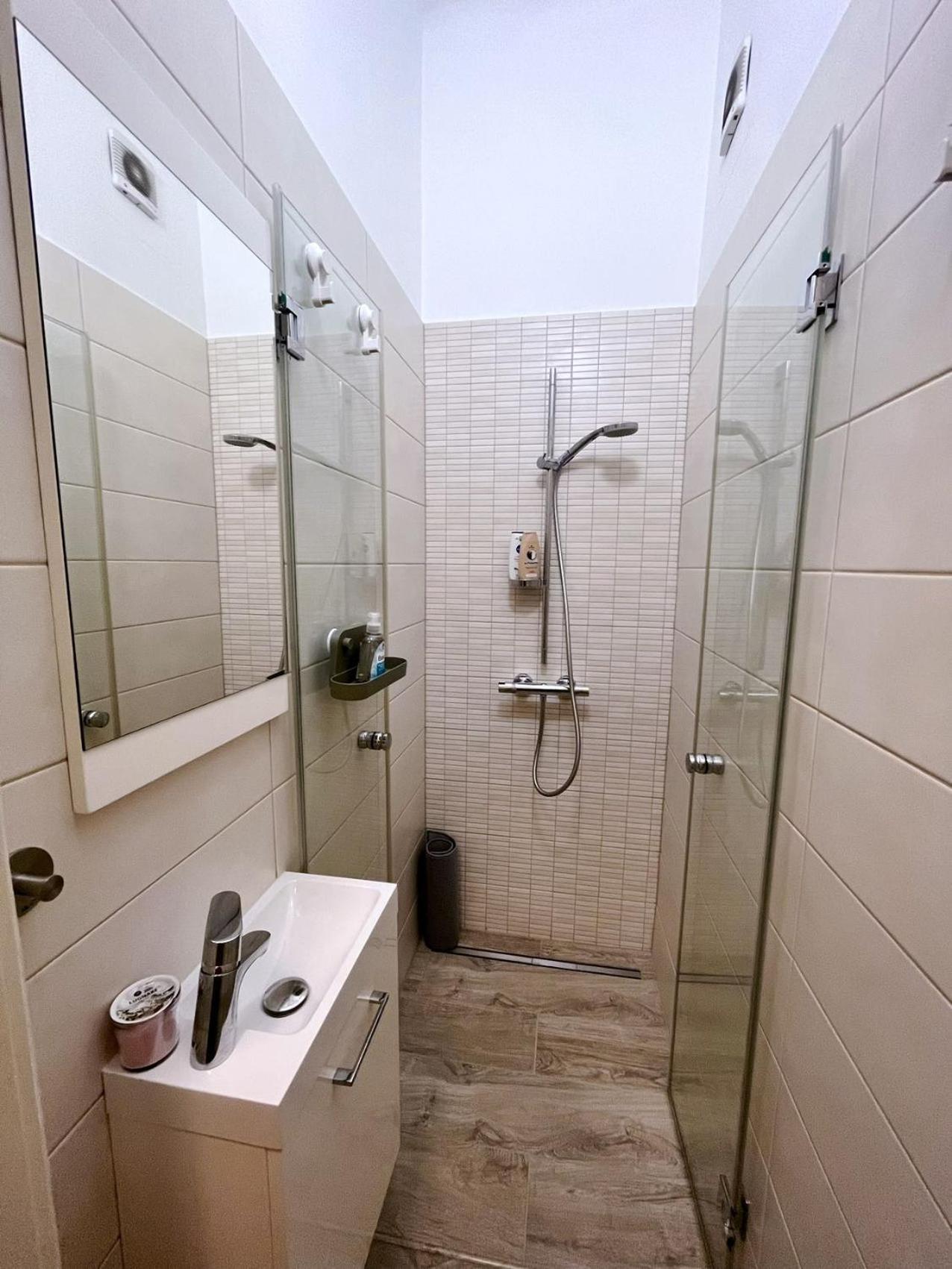 Boutique Family Apartment In The Heart Of City Budapest Kültér fotó